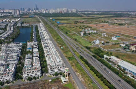 Thủ tướng yêu cầu chuẩn bị quỹ đất sạch xây nhà ở cho thuê