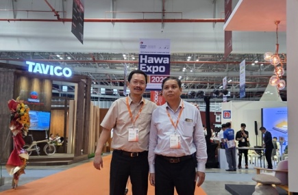 Bavina Ghé Thăm Gian Hàng Công ty MDF Quảng Trị tại Hawa Expo
