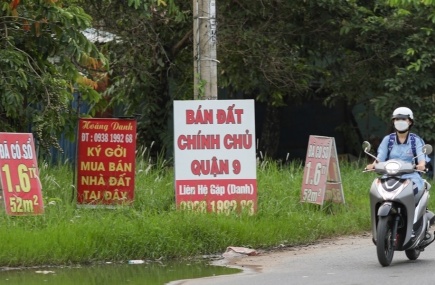 UBND huyện có thể được ủy quyền quyết định giá đất bồi thường